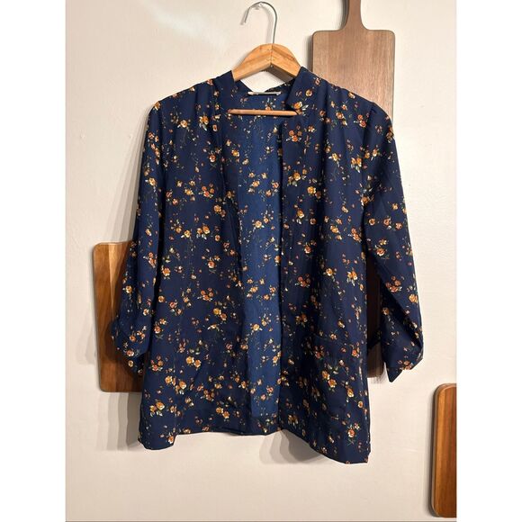 Jessy A floral open front light weight blazer Medium - Picture 1 of 5